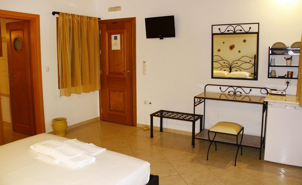 Alisachni Apartment Livadi  Ngoại thất bức ảnh