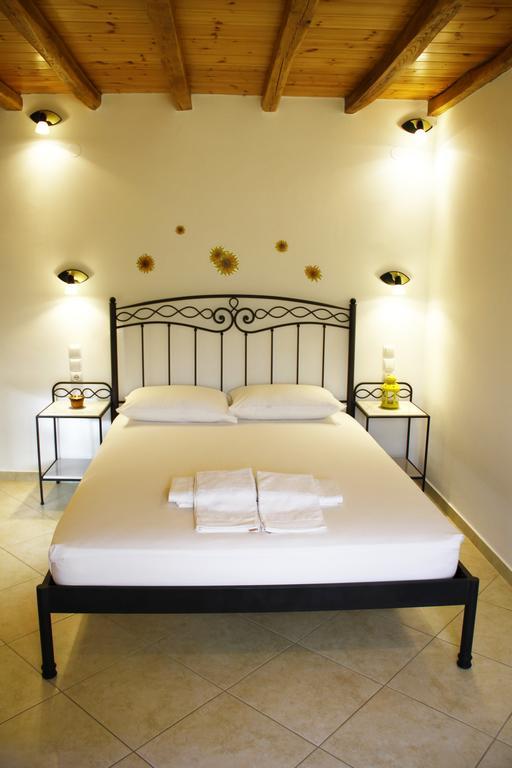 Alisachni Apartment Livadi  Ngoại thất bức ảnh